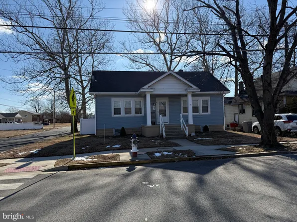 300 Thomson Ave, Paulsboro, NJ 08066