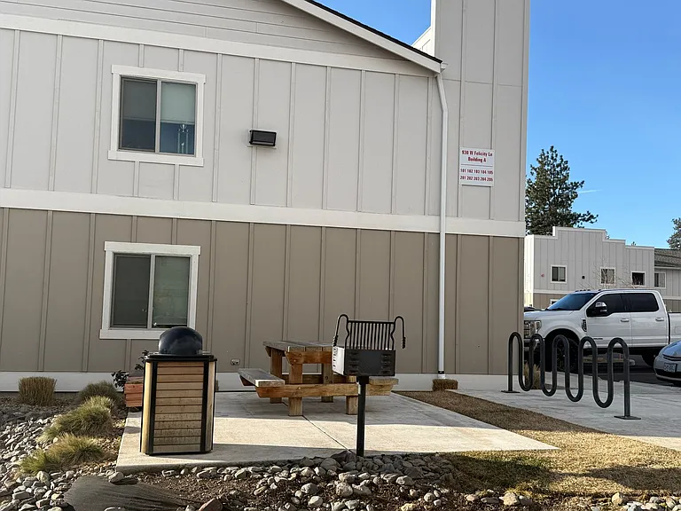 930 W Felicity Ln #105 — Photo 11