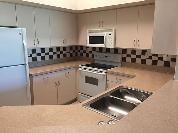 4th image of 4114 Central Sarasota Pkwy APT 1133