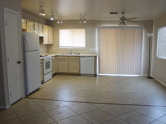 5th image of 20626 N 29th Dr