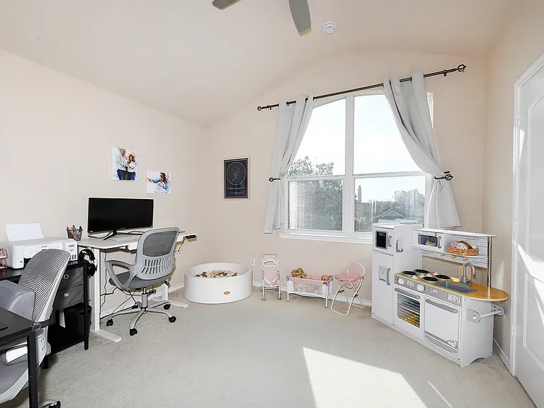 1119 Pinnacle Fls — Photo 11