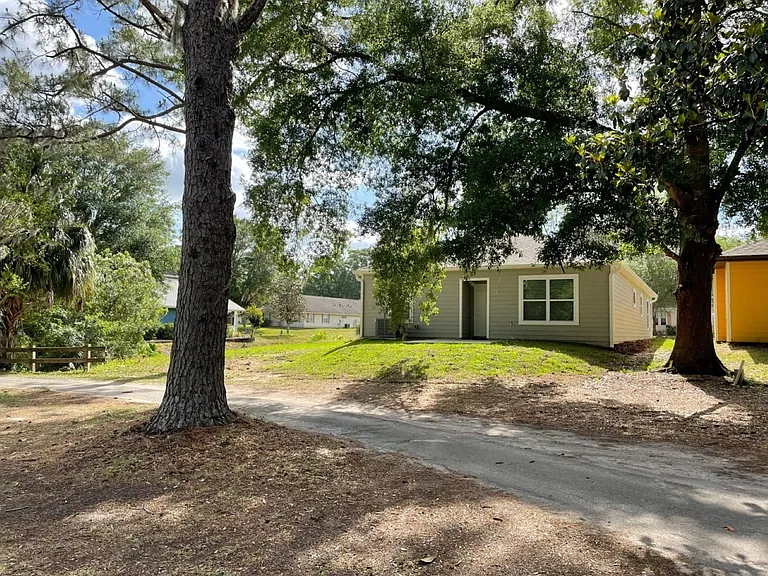 6542 NW 109th Pl — Photo 18