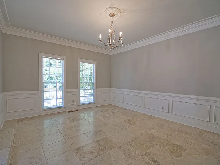 1150 Goodwin Pl NE — Photo 6