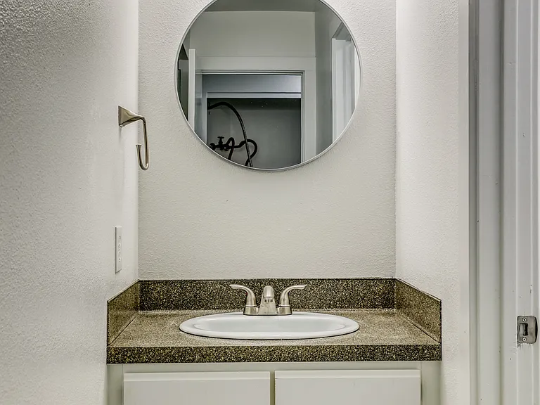 Maple Grove — Photo 35