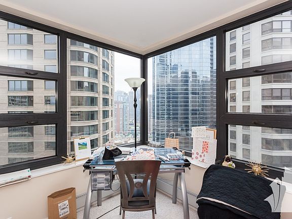 5th image of 401 E Ontario St APT 2804B