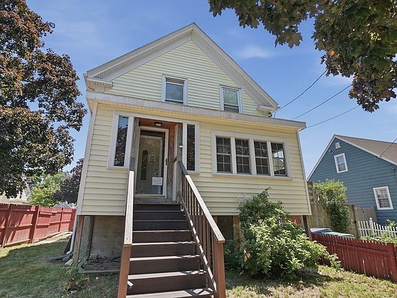 5th image of 110 Waterhill St