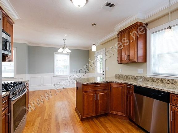 5th image of 96 West St APT 1