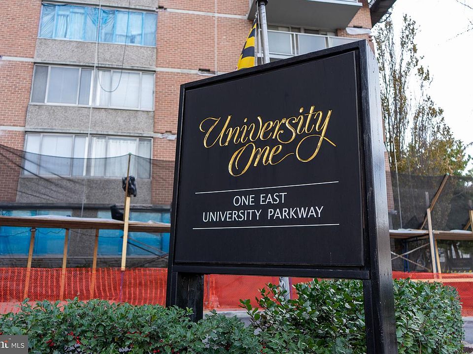 1st image of 1 E University Pkwy Unit 1005