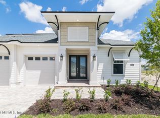 377 Yorkshire Dr, Saint Augustine, FL 32092