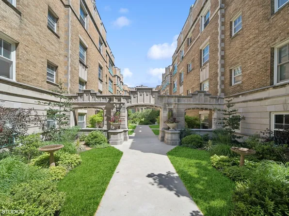 1532 E 59th St #J1, Chicago, IL 60637