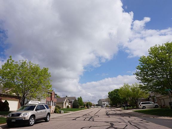 5th image of 833 52nd Ave
