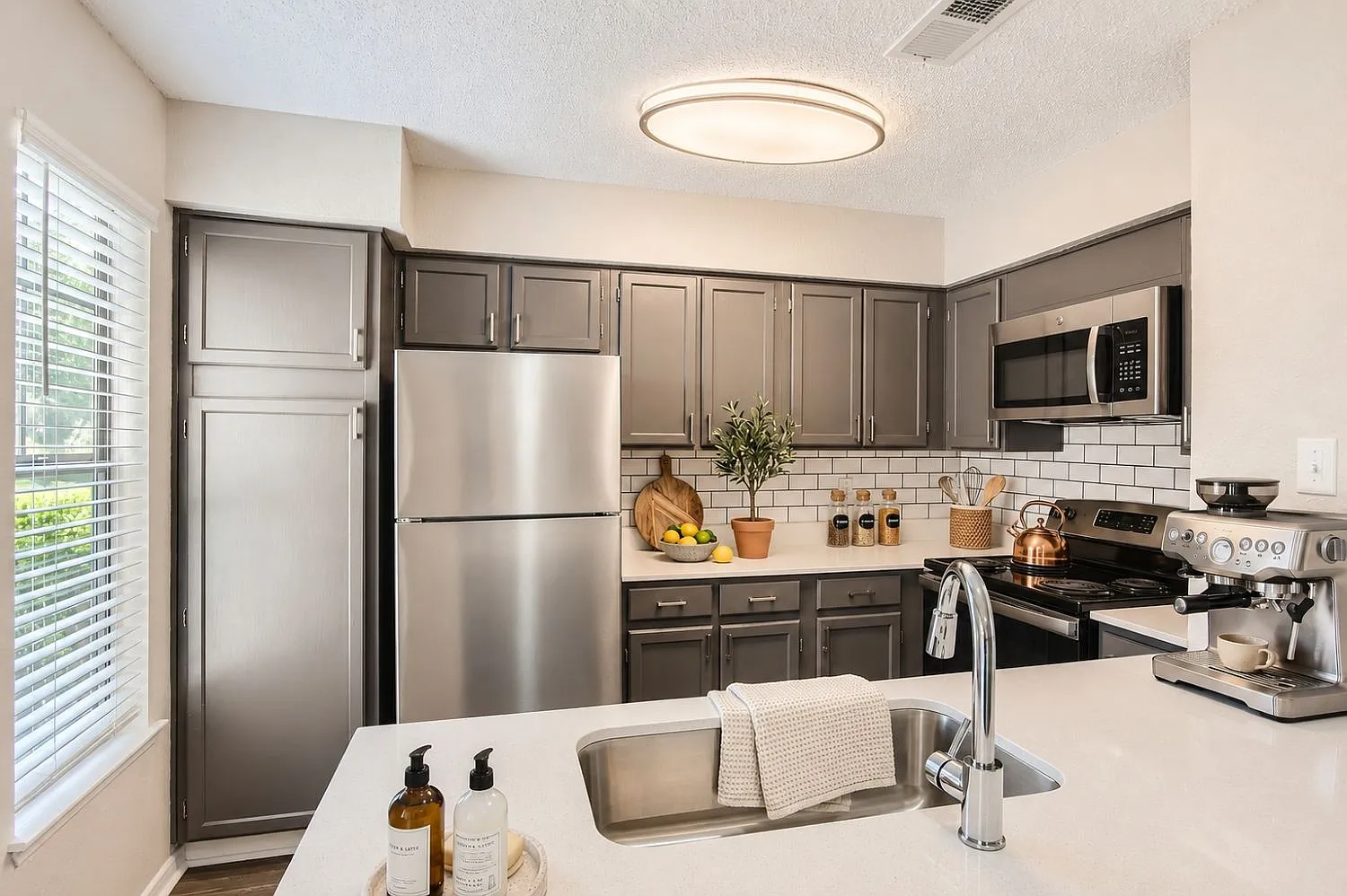 The Morgan Apartments — Photo 1