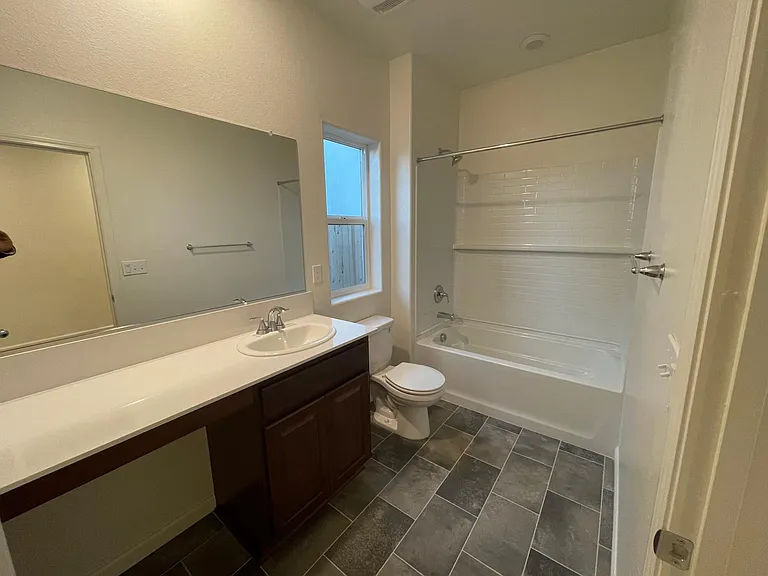 4256 Lasalle Dr — Photo 23