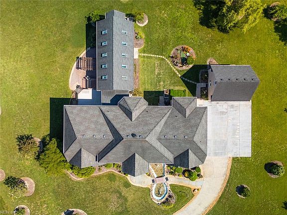 2nd image of 2505 Sylvia Ct