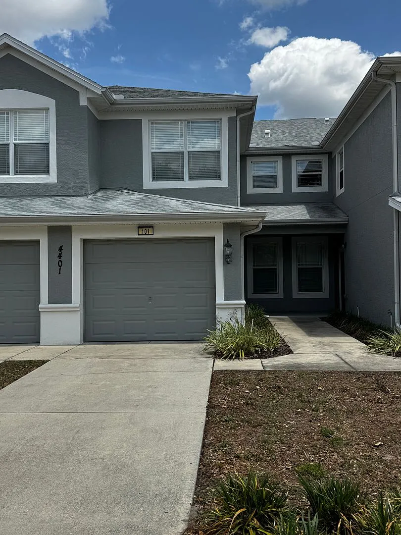 Spacious Ground-Floor Condo in Prime Ocala Location 2BR/2BA and a den with Modern Comforts! — Photo 1