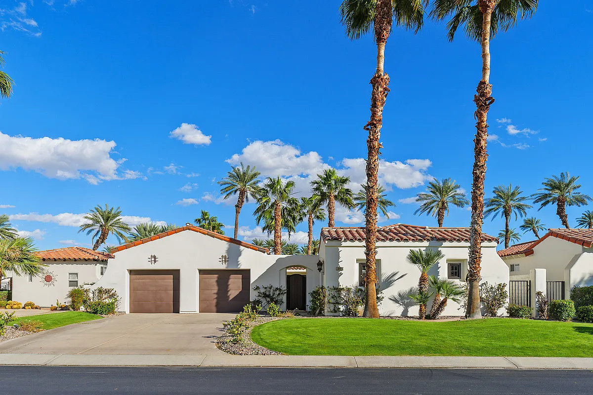 56408 Palms Dr — Photo 2