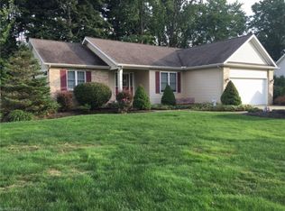 9671 Oxford Glen Dr, Mentor, OH 44060