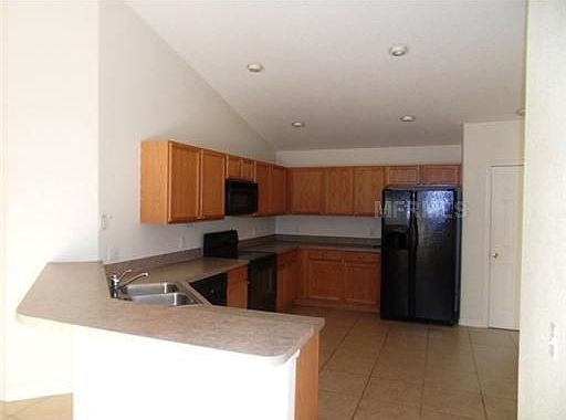 3rd image of 558 Windsor Estates Dr