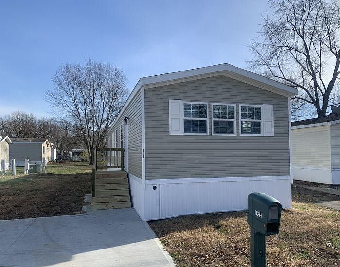 1st image of 1525 Everest Ln