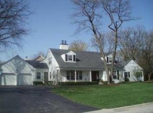 412 Briar Ln, Lake Forest, IL 60045