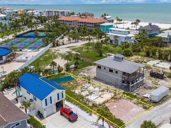 122 Gulfview AVE, FORT MYERS BEACH, FL 33931