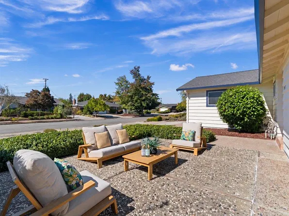 912 Oakdell Pl, San Jose, CA 95117