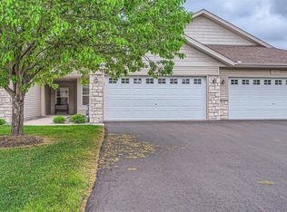 7407 Timber Crest Dr S, Cottage Grove, MN 55016