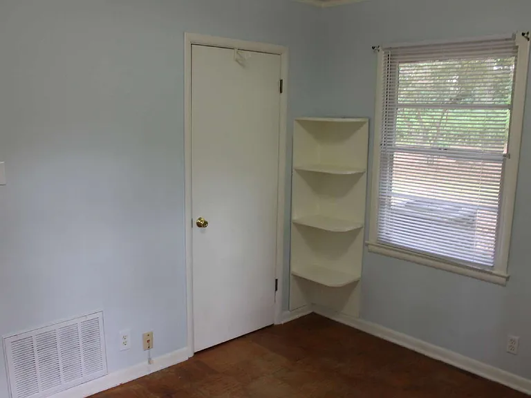 5608 Morlee Dr S — Photo 4