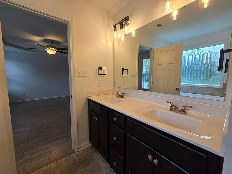 102 Whistling Pines Dr — Photo 23
