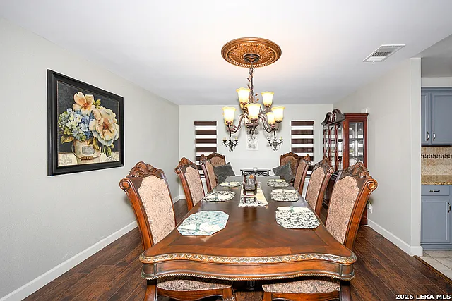 5 bed, 3.0 bath, 3288 sqft, $3,000 — Photo 4