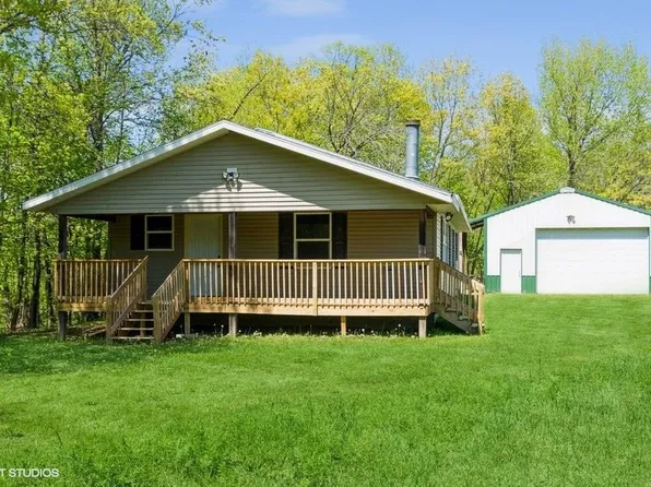 N1240 Kennedy Rd, Lyndon Station, WI 53944