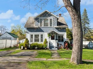 218 Wilson St, Newark, NY 14513