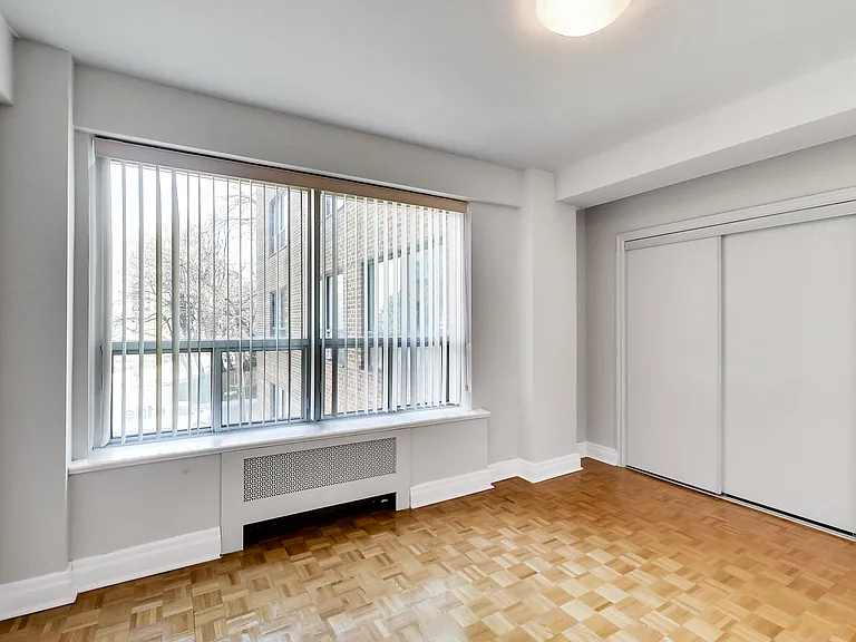 2100 Bathurst St #308 — Photo 50