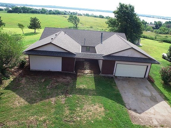 3rd image of 6808 NE Wildlife Ln