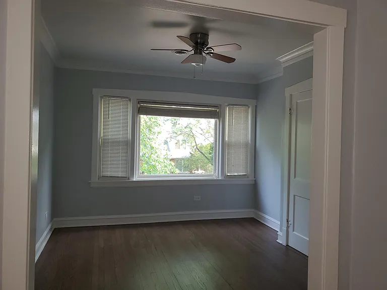 5222 N Ludlam Ave #2 — Photo 3