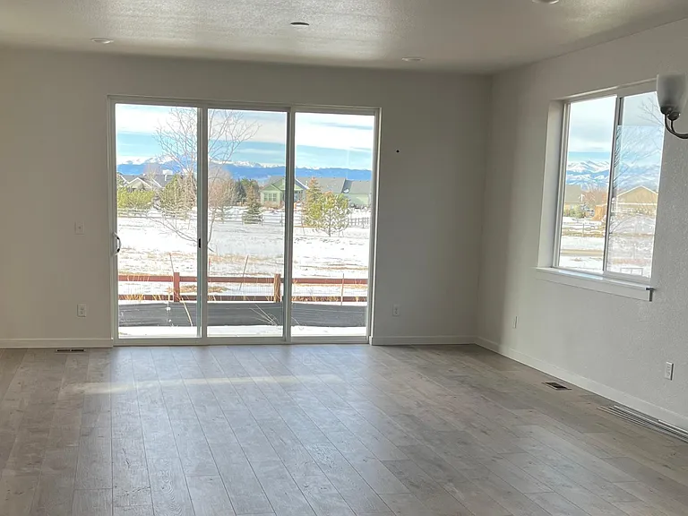 1998 Moon Rise Dr — Photo 14