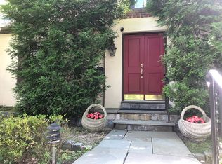 544 Maison Pl, Bryn Mawr, PA 19010