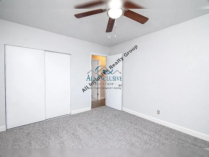 2710 Lerwick Rd — Photo 13
