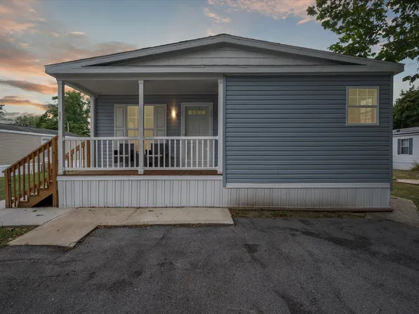 327 Brown Swiss Cir, Duncansville, PA 16635