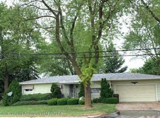 712 W State St, Saint Johns, MI