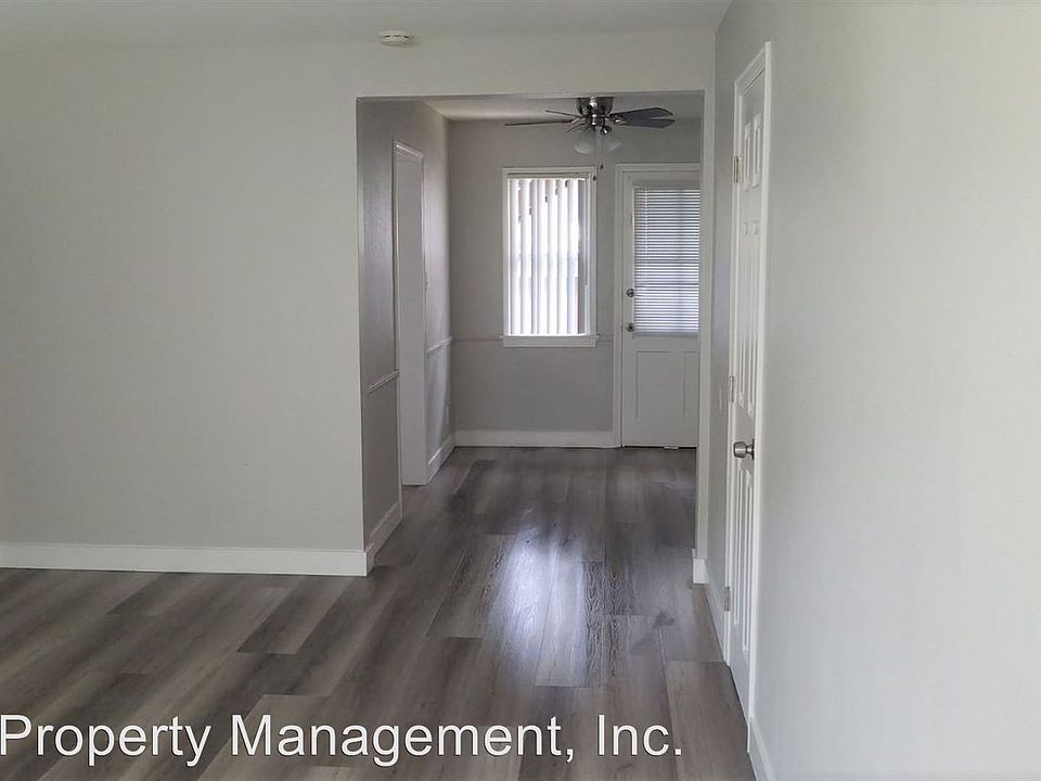 1st image of 4327 Elm Ave APT 1