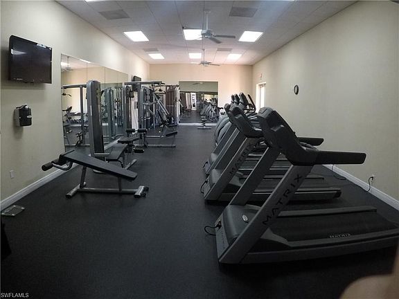 3rd image of 9349 Paseo De Valencia St
