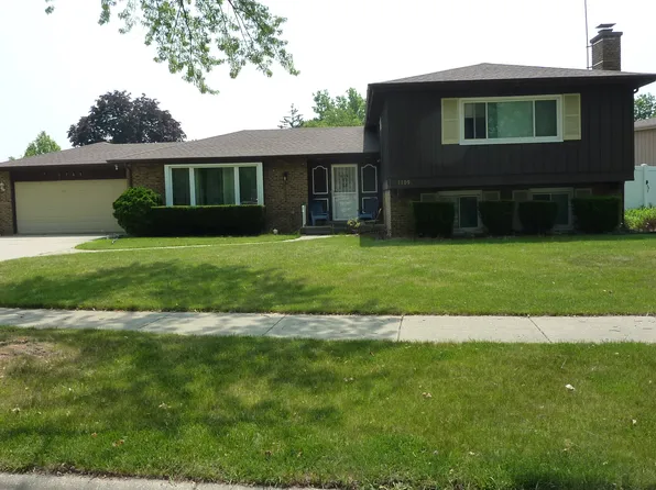 1709 W Stone Ave, Addison, IL 60101