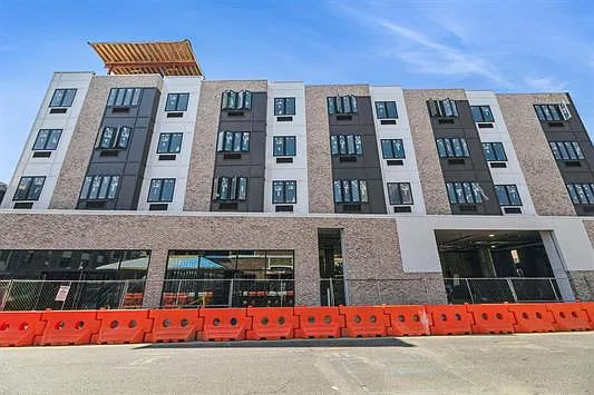 Sica Lofts — Photo 9