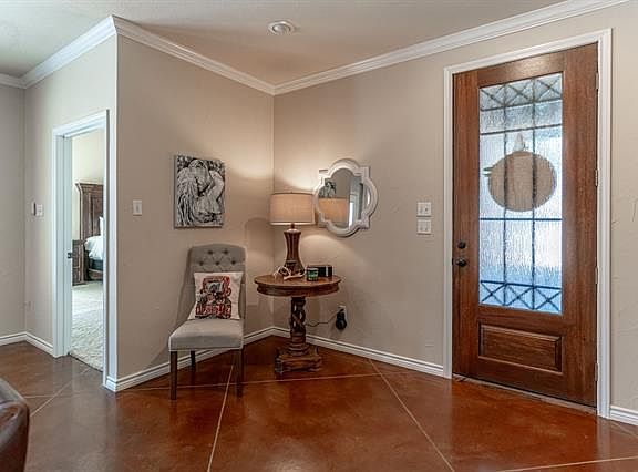 5th image of 4907 Comanche Dr