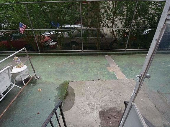 5th image of 63-11 Queens Blvd #B8