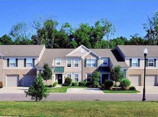 1450 Twin Spires Dr, Batavia, OH 45103