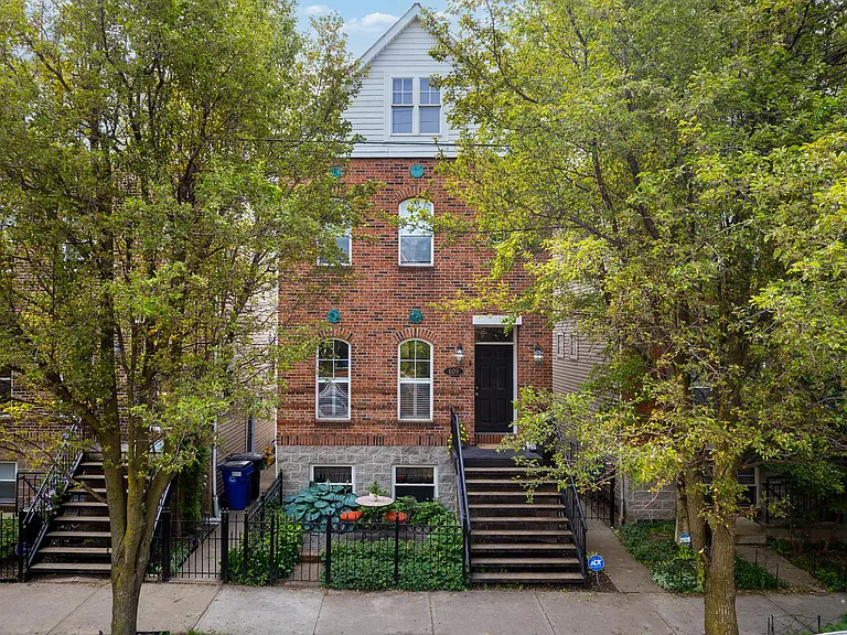 609 Literary Rd — Photo 1