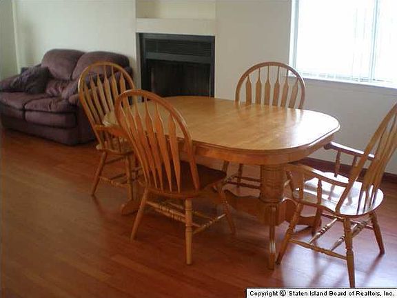 5th image of 217 Bruckner Ave