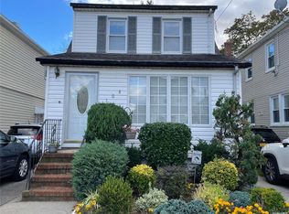 108 Pilgrim Pl, Valley Stream, NY 11580